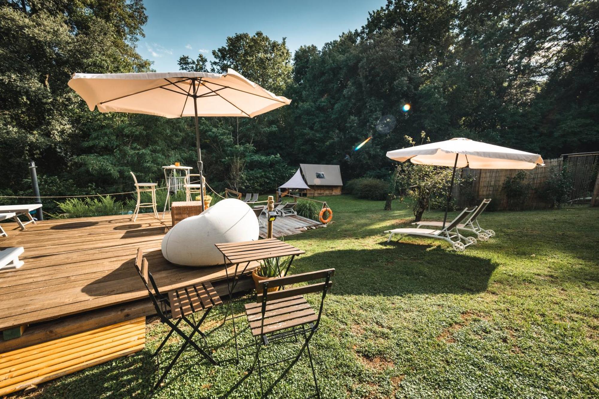 Glamping Pian Delle Ginestre Luxury tent Sassetta